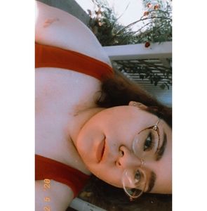 Meet your Posher, Selina